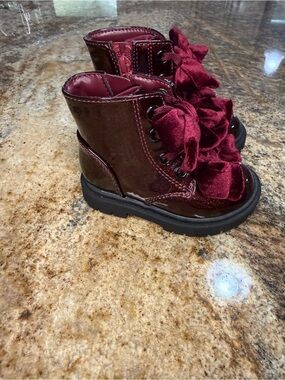 Cat & Jack Girls Maroon Patent Lace-Up Boots with Velvet Ribbon Laces